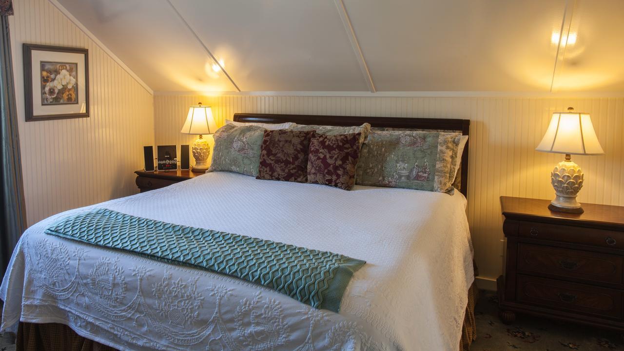 Rose Hill Retreat Aaa Four Diamond Inn Stonewall Eksteriør billede