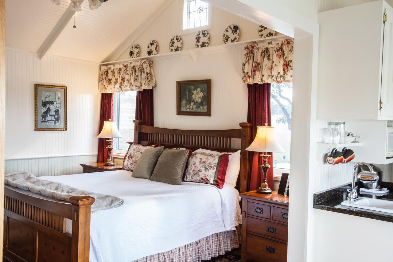 Rose Hill Retreat Aaa Four Diamond Inn Stonewall Eksteriør billede