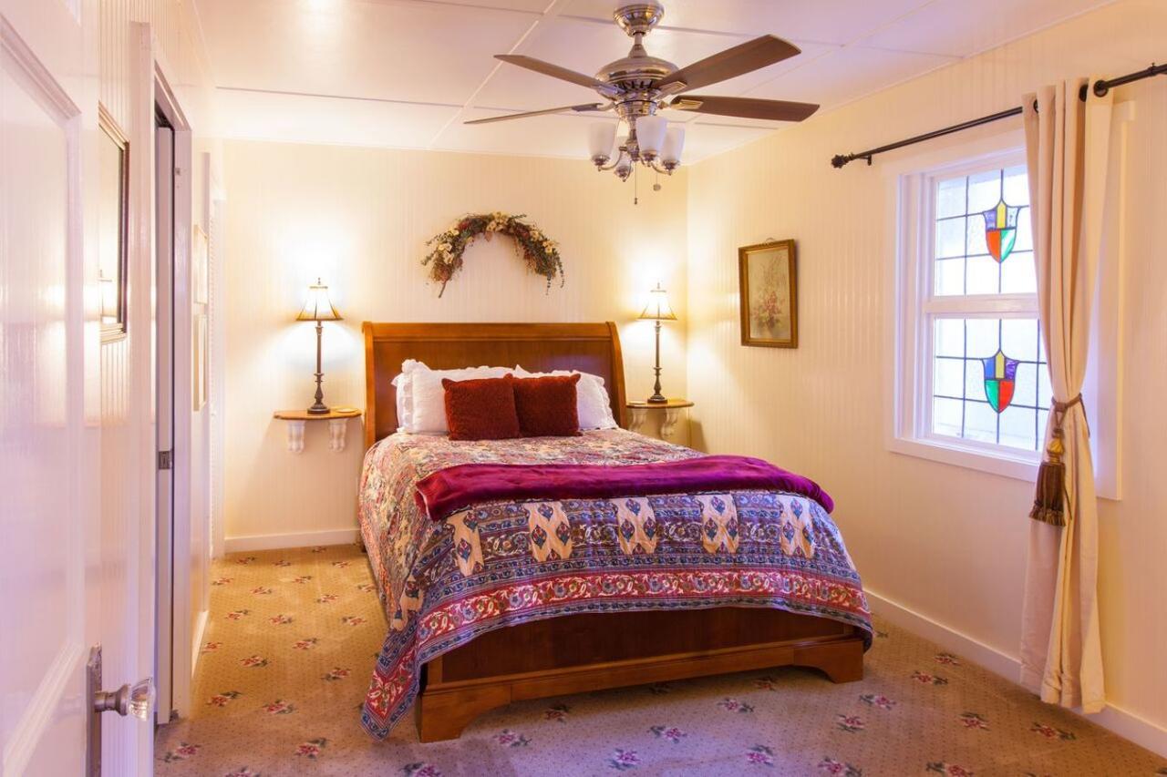 Rose Hill Retreat Aaa Four Diamond Inn Stonewall Eksteriør billede